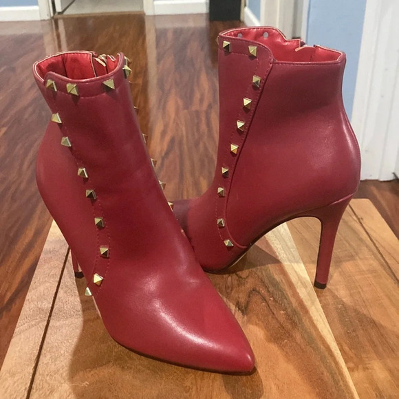 Nicole Miller Studded “Wally” Red Booties Size  6.5 - Picture 1 of 5